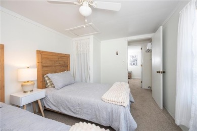 This is the cutest lake front home that has hit the market! - photo 40