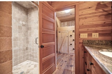 Private Retreat on Hartwell with Minimal Corp Property - photo 21