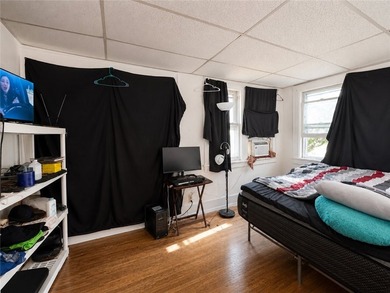 Calling all investors and owner-occupants! Don't miss this - photo 8