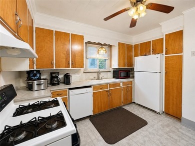 Calling all investors and owner-occupants! Don't miss this - photo 9