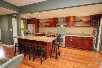 No delayed negotiations! Beautifully updated Bristol Harbour - photo 4
