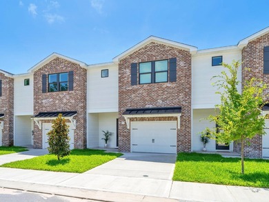 Welcome to The Oaks, a charming neighborhood nestled in the - photo 2
