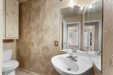 LOCATION!! LOCATION!! LOCATION!! Perfect investment property - photo 31