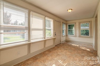 A rare opportunity awaits near coveted Beaver Lake! This - photo 3
