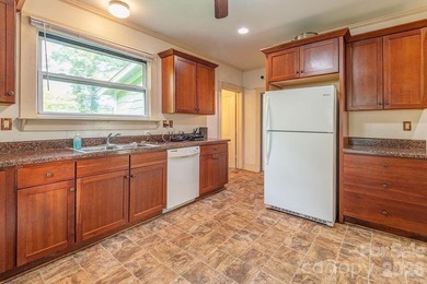 A rare opportunity awaits near coveted Beaver Lake! This - photo 4