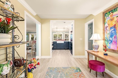 Stunning lakefront with Bay views. Experience standalone privacy - photo 4