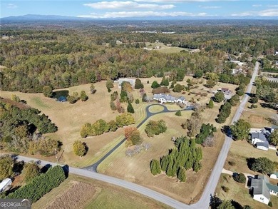 Once in a lifetime opportunity to own a picturesque property - photo 2