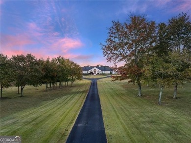 Once in a lifetime opportunity to own a picturesque property - photo 6