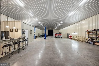 Once in a lifetime opportunity to own a picturesque property - photo 8