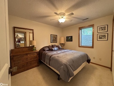 This one has it ALL! Enjoy quiet cul-de-sac living with room for - photo 28