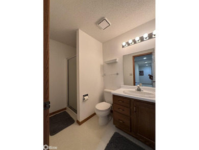 This one has it ALL! Enjoy quiet cul-de-sac living with room for - photo 29