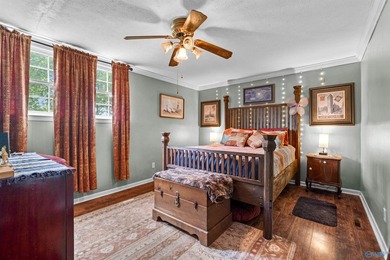 Contemporary lake living on beautiful Weiss Lake! This 4BR/4BA - photo 32