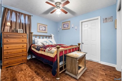 Contemporary lake living on beautiful Weiss Lake! This 4BR/4BA - photo 36