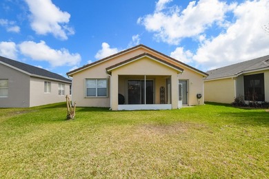 Beautiful home in Lake Forest at St Lucie West with lovely Lake - photo 37