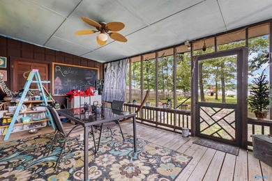 Contemporary lake living on beautiful Weiss Lake! This 4BR/4BA - photo 45