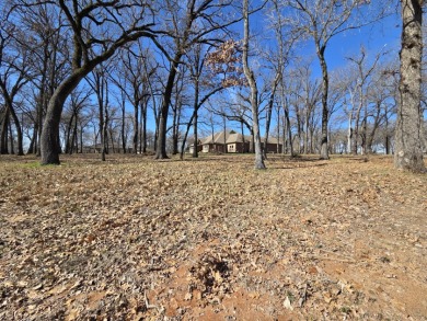 Beautiful waterfront lot with large trees - photo 9