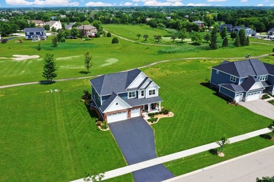 This beautifully maintained residence located on a picturesque - photo 3