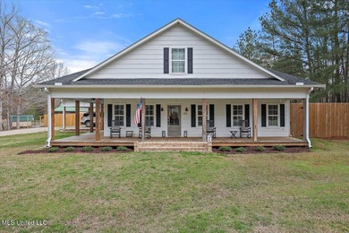 (private lake, pond, creek) Home For Sale in Florence Mississippi