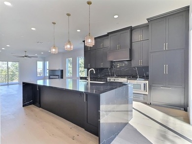 (private lake, pond, creek) Townhome/Townhouse For Sale in Fort Worth Texas