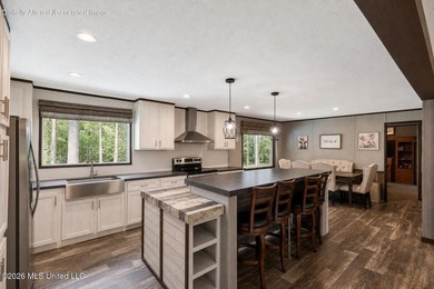 Escape to your own private outdoor paradise with this 3-bedroom - photo 25