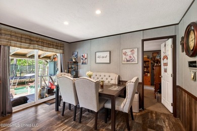 Escape to your own private outdoor paradise with this 3-bedroom - photo 31