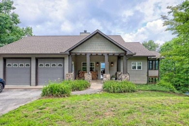Lake Home For Sale in Tallulah Falls, Georgia