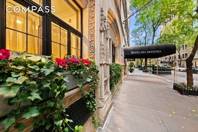 Originally conceived as a two-bedroom, this luminous - photo 2