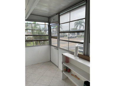 Welcome to this charming 2-bedroom, 2-bathroom villa in Delray - photo 21