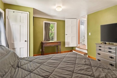 Welcome to 464 Harwick Road in Irondequoit NY! This charming - photo 26