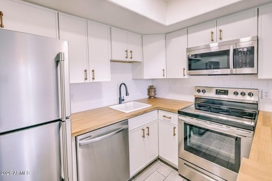 Don't miss this beautifully updated condo with all the amenities - photo 7