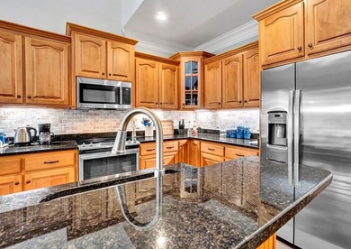 NICE PRICE to LOVE YOUR LAKE LIFE in an easy-care LAKEFRONT - photo 15