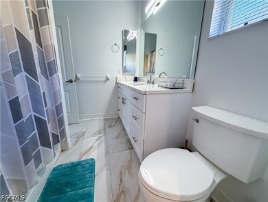SW Cape Coral GULF ACCESS POOL Home. FULLY REMODELED 2179 sqft,3 - photo 28