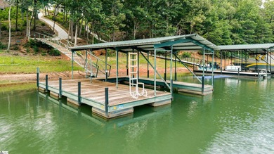 Experience the best of Lake Hartwell living in this exceptional - photo 2