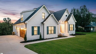 Experience the best of Lake Hartwell living in this exceptional - photo 6