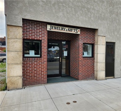 Red Rock Lake Lot For Sale in Knoxville Iowa