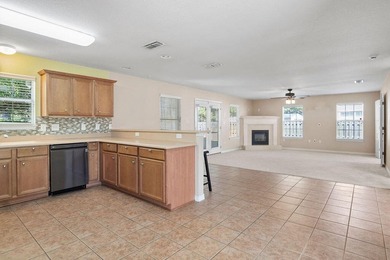 Very well maintained home with a new roof on 10-1-21, new - photo 10