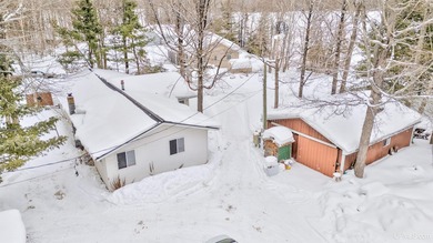 Stevens Lake Home For Sale in Wetmore Michigan