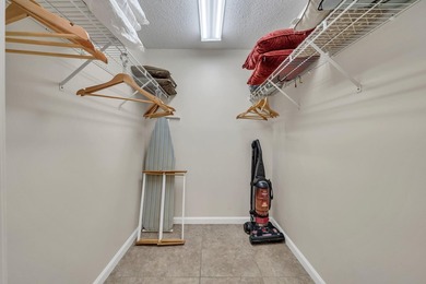THIS UNIT IS A GEM AND A RARE FIND! Beautifully furnished two - photo 24