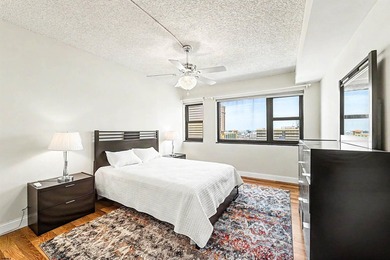 Prepare to be WOWED by this beautifully renovated one bedroom, 1 - photo 14