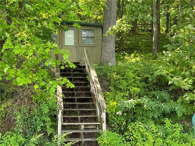 Phenomenal lot! Craft your dream home or cabin on the serene - photo 4