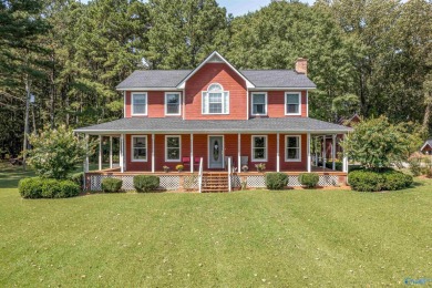 Lake Home For Sale in Gadsden, Alabama