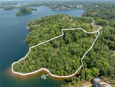 This exceptional and extraordinarily private homesite offering - photo 1