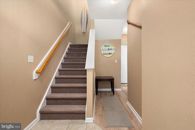 Recently remolded - New carpet, floors, freshly painted and much - photo 9
