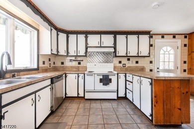 Sprawling home on 5+ acres with incredible potential, offered at - photo 13