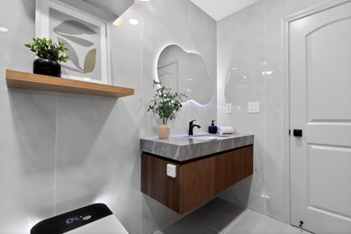 WELCOME HOME, FULLY REMODELED HOME in a Great Neighborhood .This - photo 18