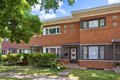 Additional listing photo 1