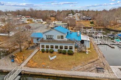 Escape to effortless lakeside living with this beautifully - photo 26