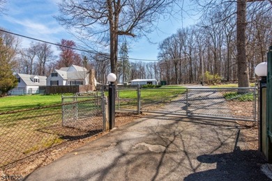 Sprawling home on 5+ acres with incredible potential, offered at - photo 29