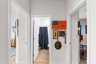 Welcome to this beautifully upgraded and well maintained home - photo 32