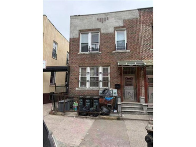 4-Family Semi-Attached house located in the heart of Sunset Park - photo 1